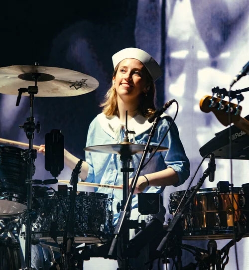 Lily Joyce on stage with Conan Gray