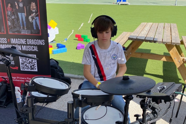 School of Rock Alcobendas en el Youth Music Fest del Colegio St George