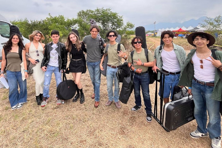 house-band-san-pedro