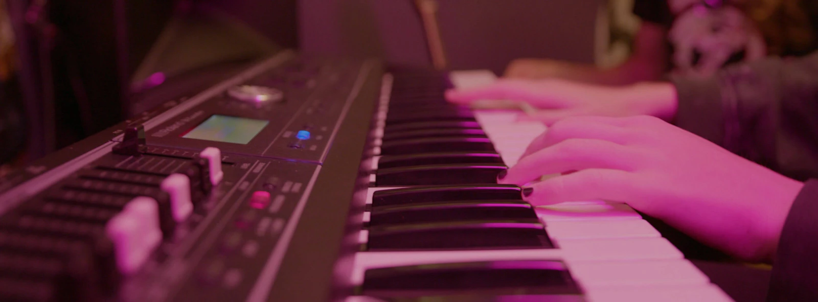 Keyboard Music Lesson Keyboard & Piano Lessons | School of Rock