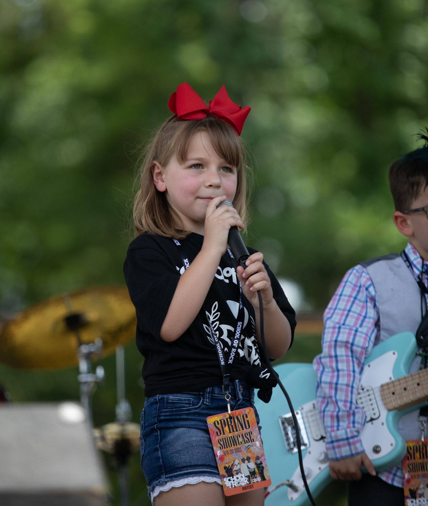 Rookies+ is a unique opportunity for our Rockstars age 5-7 to take to the stage! In this program, we combine private lessons with a 1-hour band practice