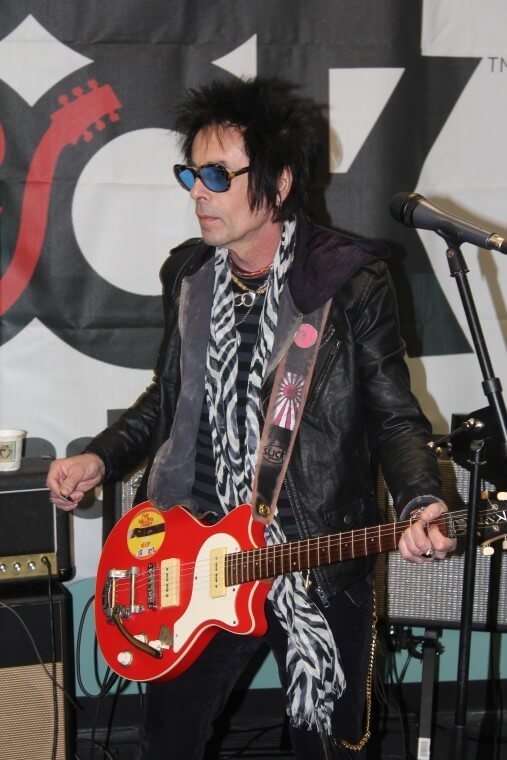Earl Slick stopped by the Strongsville SoR and jammed with the kids on a few David Bowie songs.