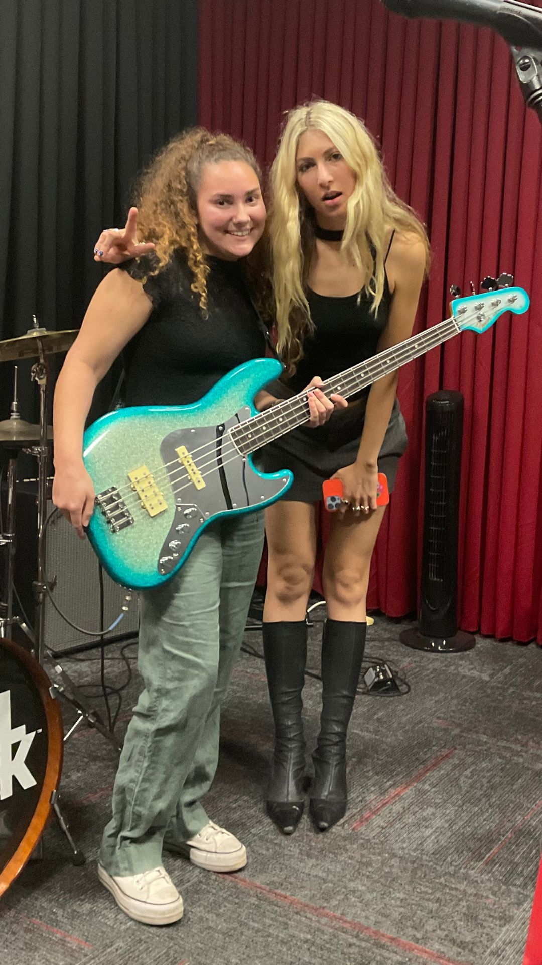 Former SOR Graduate, Blu DeTiger, made a guest appearance at our School and we got to play on her Signature Fender Bass!