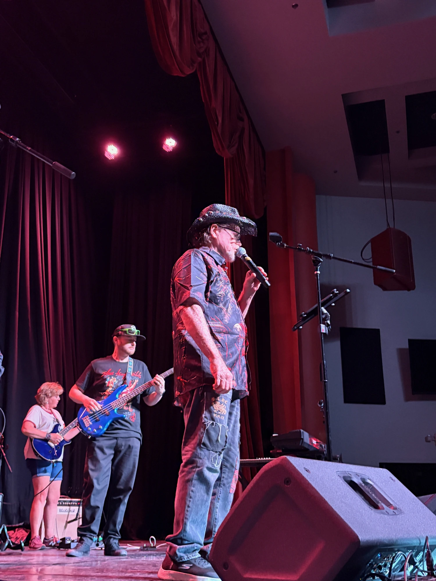 Steve singing 