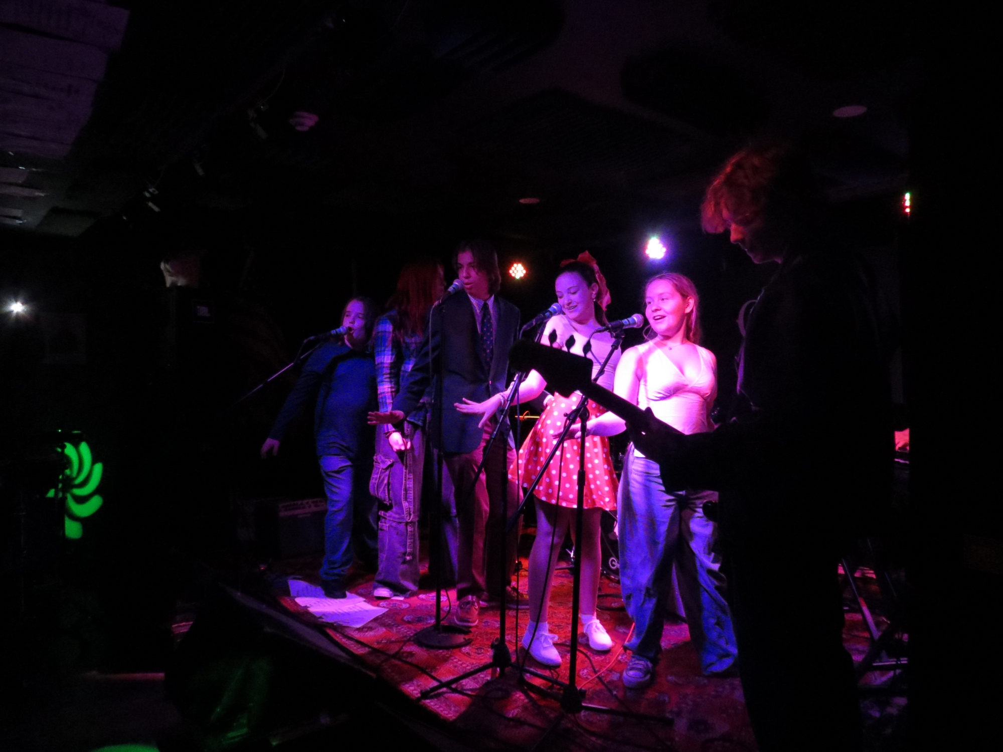 SHARE THE STAGE WITH FELLOW STUDENTS