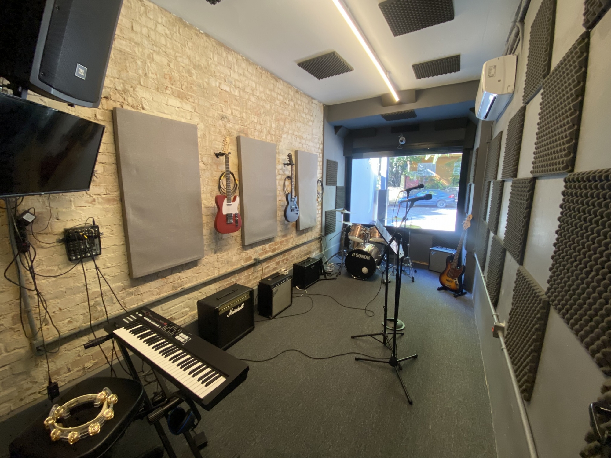 Studio.