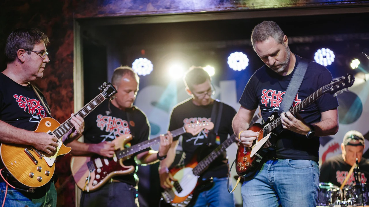 XI SHOW DE TEMPORADA - PINK FLOYD'S DARK SIDE OF THE MOON