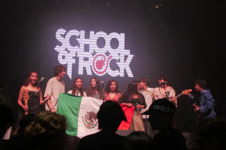 Alumnos de la House Band tocaron en escenarios de la capital portuguesa, entre ellos Rock in Rio Lisboa, gracias al impulso de School of Rock Pedregal, la mejor escuela de música de la CDMX.