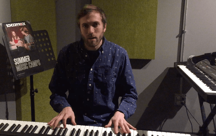 Keyboards instructor breaks down inversions and how to visualize them