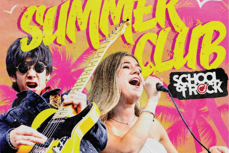Alumnos tocando en vivo después de ser parte del Summer Club de School of Rock Pedregal, el mejor curso de verano con clases de música en el sur de la Ciudad de México.