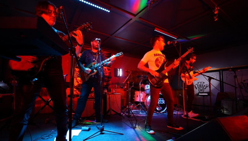 Alumnos de School of Rock Asunción viajaron a Chile a tocar gracias al programa SOR ON TOUR