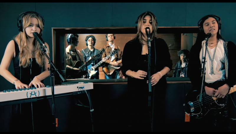 House Band grabando Bohemian Rhapsody