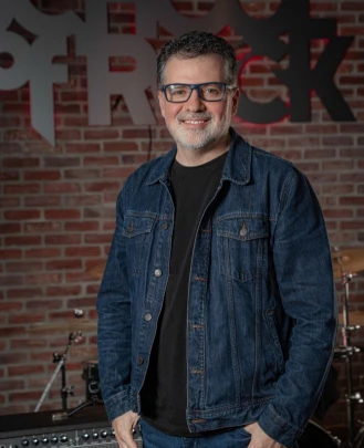General Manager, Owner Jayme Neto