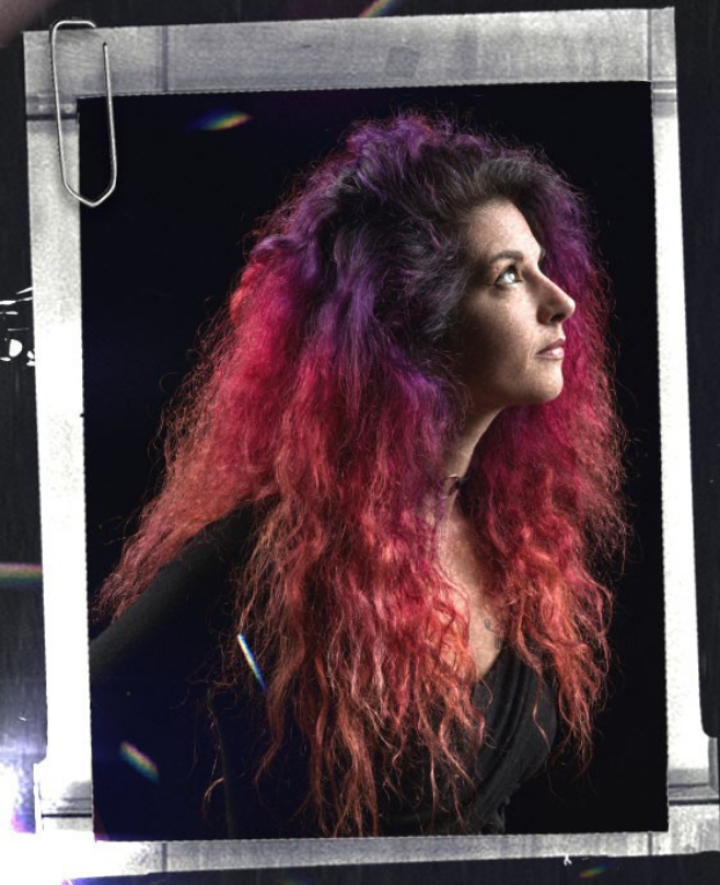 PROFESORA DE CANTO VERONIK