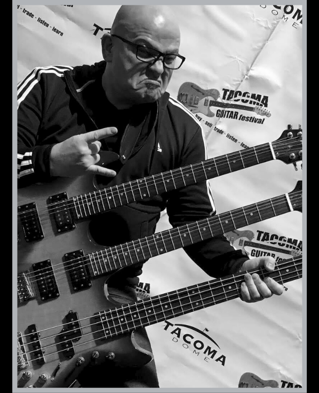 Bass Guitar Teacher, Guitar Teacher Wayne