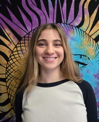 Vocal Teacher, Guitar Teacher, Keyboard + Piano Teacher Sydney Morgan