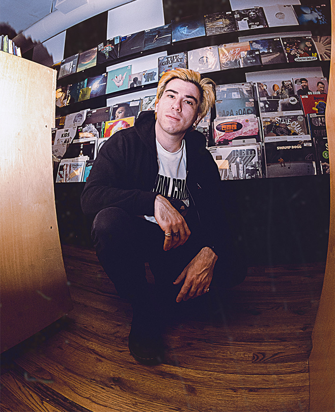 Guitar Teacher, Bass Guitar Teacher Alex Leniz