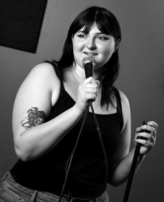 Vocal Teacher, Keyboard + Piano Teacher, Bass Guitar Teacher Alex