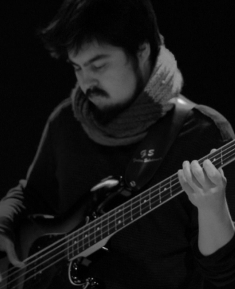Instructor de Bajo Alonso Romo