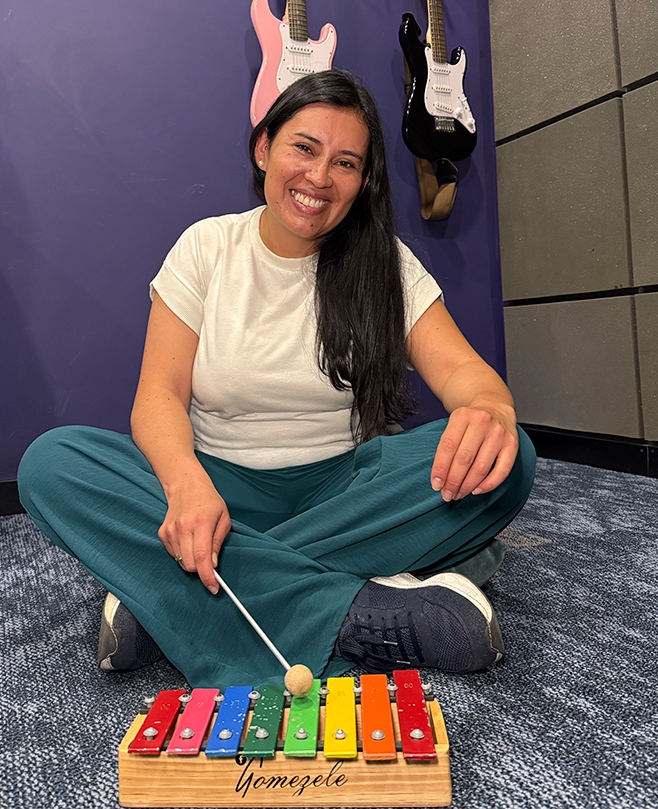 INSTRUCTORA PRIMER CICLO ANDREA POVEDA