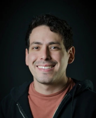 Guitar Teacher, Bass Guitar Teacher, Keyboard + Piano Teacher Andrés Navarre