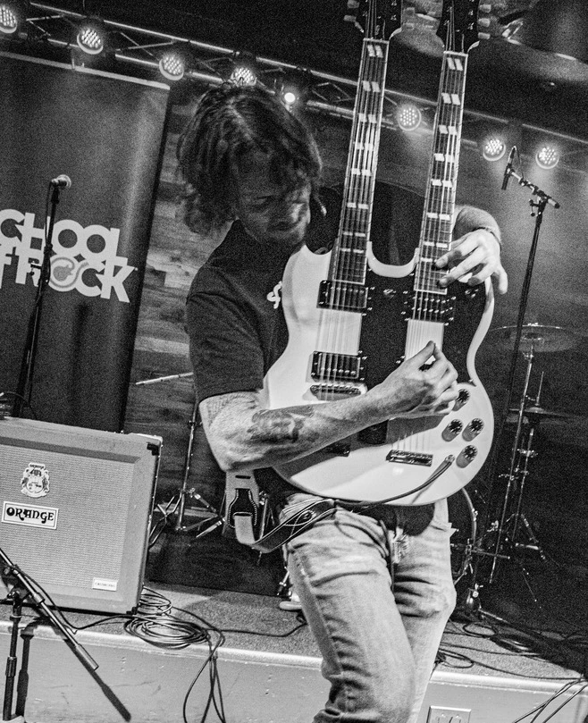 Guitar Teacher, Bass Guitar Teacher, Keyboard + Piano Teacher Andrew
