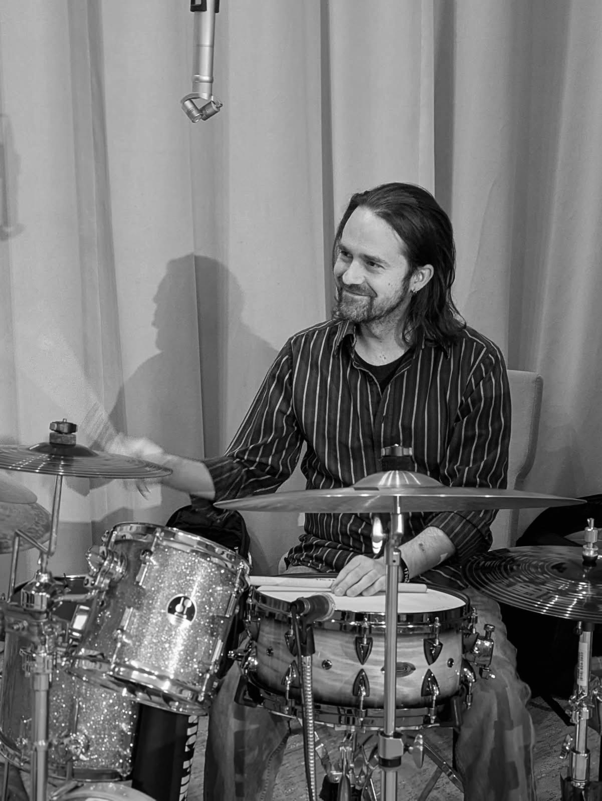 Drums Teacher, Guitar Teacher Andy