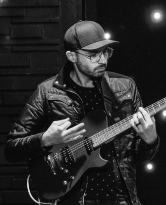 Guitar Teacher, Bass Guitar Teacher Anthony Massie
