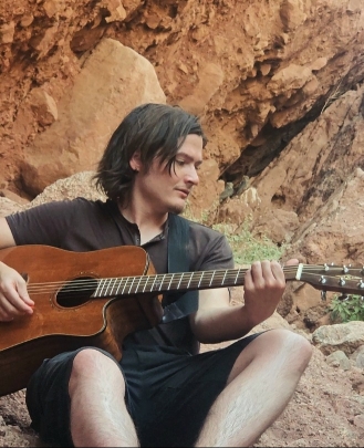 Guitar Teacher, Bass Guitar Teacher, Vocal Teacher, Keyboard + Piano Teacher Will Horton 