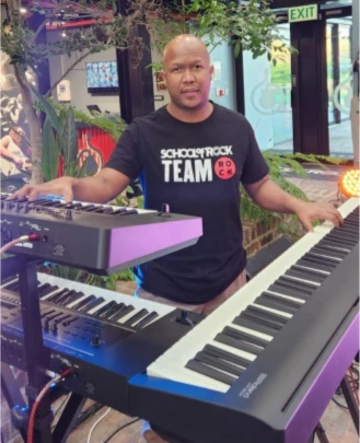 Keyboard + Piano Teacher Charlton Kortje