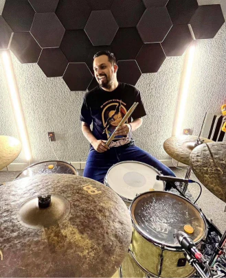 Profesor de Bateria Yheran Muñoz