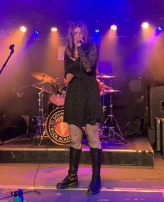 Vocal Teacher, Bass Guitar Teacher Annie