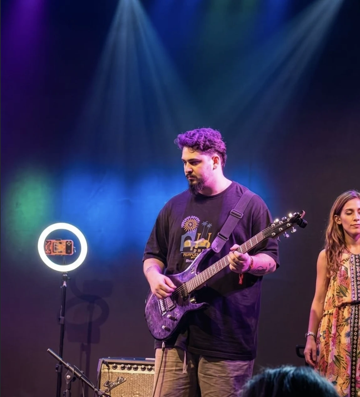 Instrutor de Guitarra e Instrutor de Baixo Felipe Basso