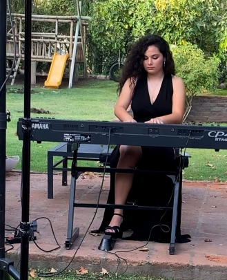 INSTRUCTORA DE TECLADO Y PRIMER CICLO Carmen Giraudo