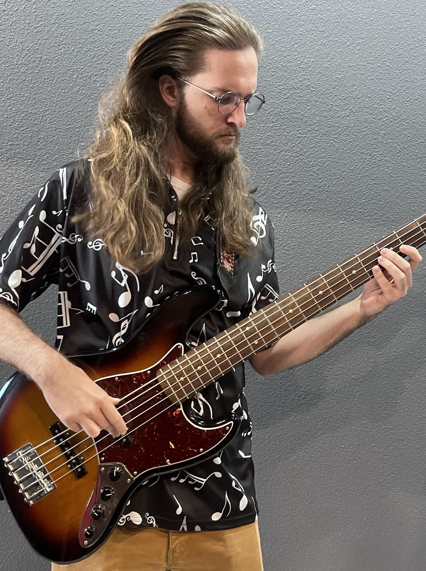 Bass Guitar Teacher, Guitar Teacher Carter Heitkamp