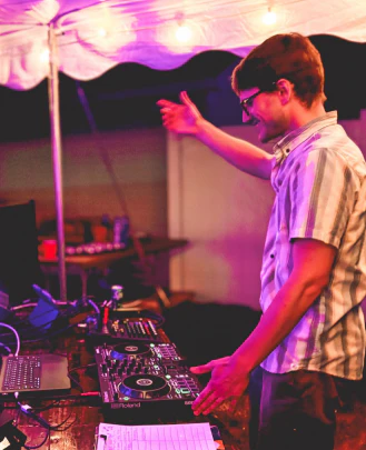 Vocal Teacher, Keyboard + Piano Teacher Chandler Chastain