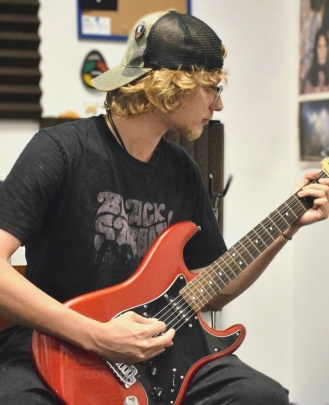 Guitar Teacher, Bass Guitar Teacher Chris Tuttle