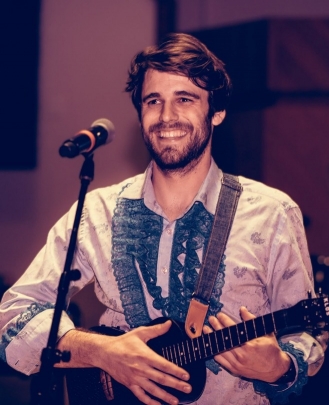 Guitar Teacher, Bass Guitar Teacher, Vocal Teacher Clark