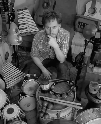 PROFESOR DE BATERIA FACUNDO FLORES