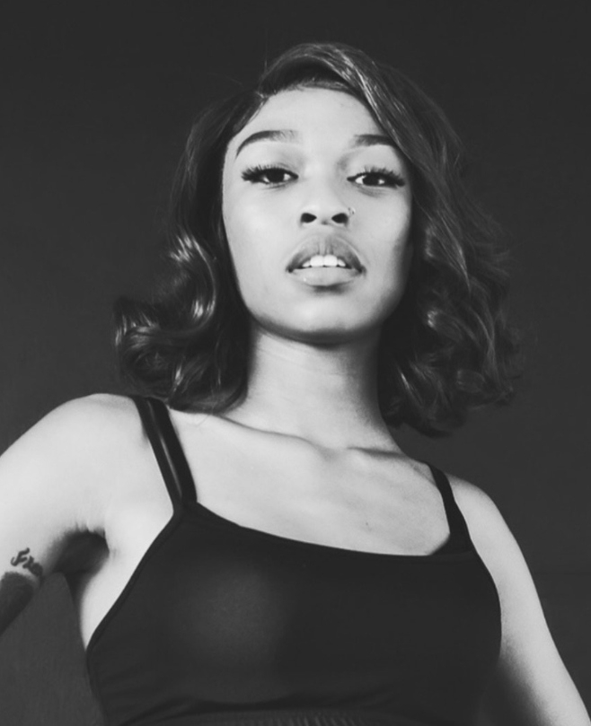 Vocal Teacher, Keyboard + Piano Teacher Courtney