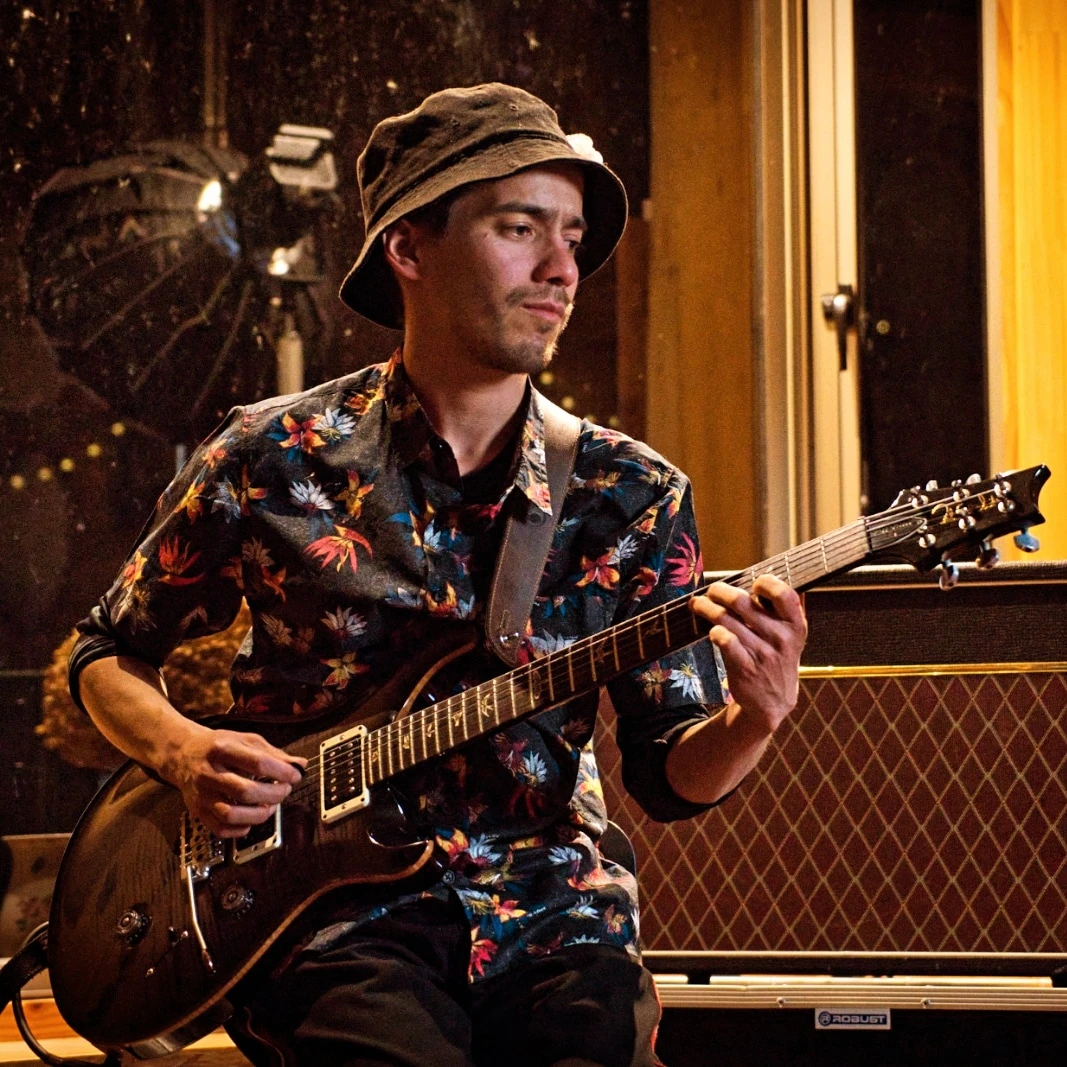 Instructor Guitarra Cristóbal Cortés