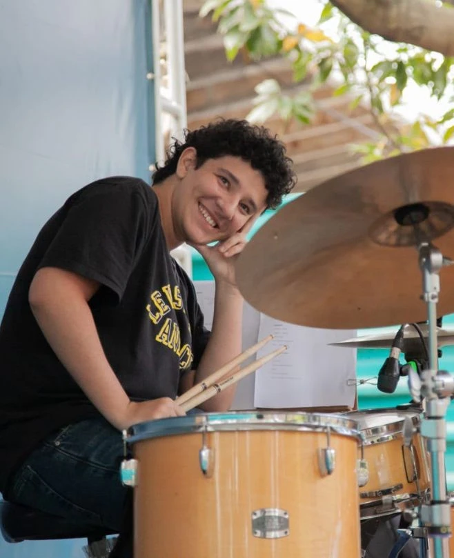 Professor de Bateria Miguel Silveira