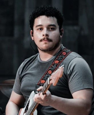 Guitar Teacher Santiago Fallas