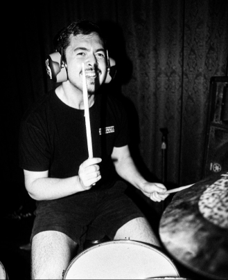 Drums Teacher, Guitar Teacher, Bass Guitar Teacher Dylan