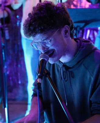 Keyboard + Piano Teacher, Drum Teacher, Guitar Teacher, Bass Guitar Teacher, Vocal Teacher Alex