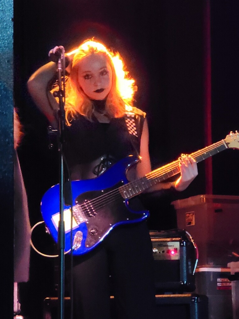 Guitar Teacher, Bass Guitar Teacher