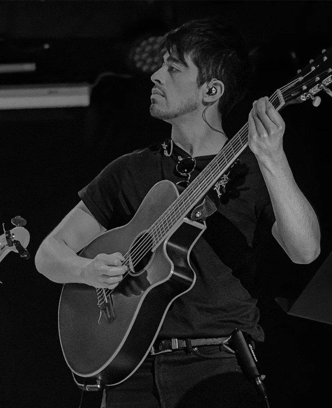 INSTRUCTOR DE GUITARRA FABIAN CARRASCO