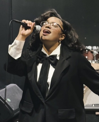 Vocal Teacher, Keyboard + Piano Teacher, Bass Guitar Teacher Arianna Pamphile