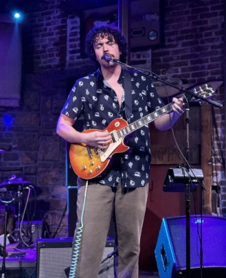 Guitar Teacher, Bass Guitar Teacher, Keyboard + Piano Teacher, Vocal Teacher, Drum Teacher Max Hinojosa
