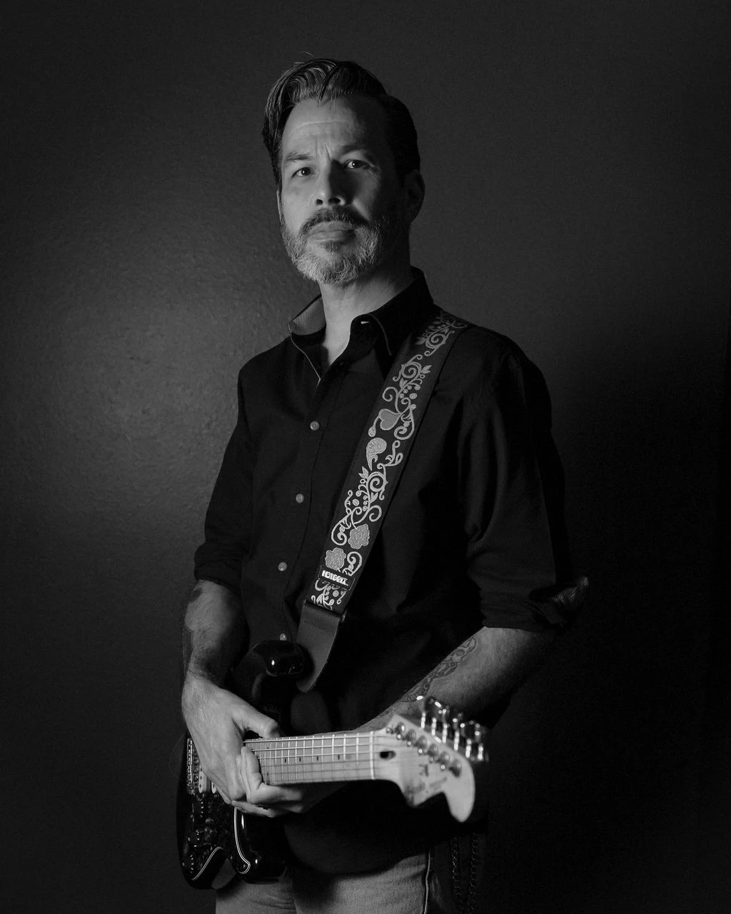 Guitar Teacher, Bass Guitar Teacher Gino